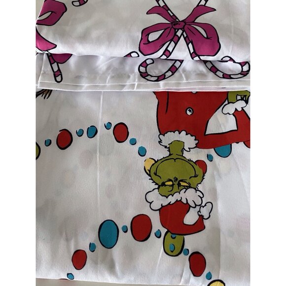Dr. Seuss The Grinch Max Cindy Lou Christmas Holiday Shower Curtain 70 X 72” NEW - Picture 11 of 12